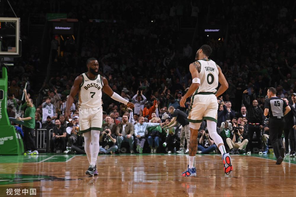 引了國際球 引了國際球