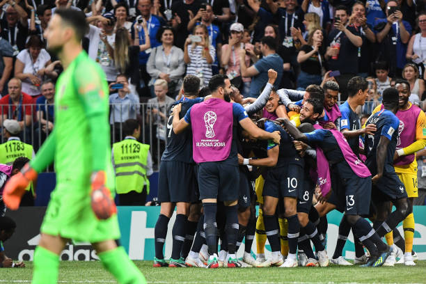 特朗普的言 特朗普的言