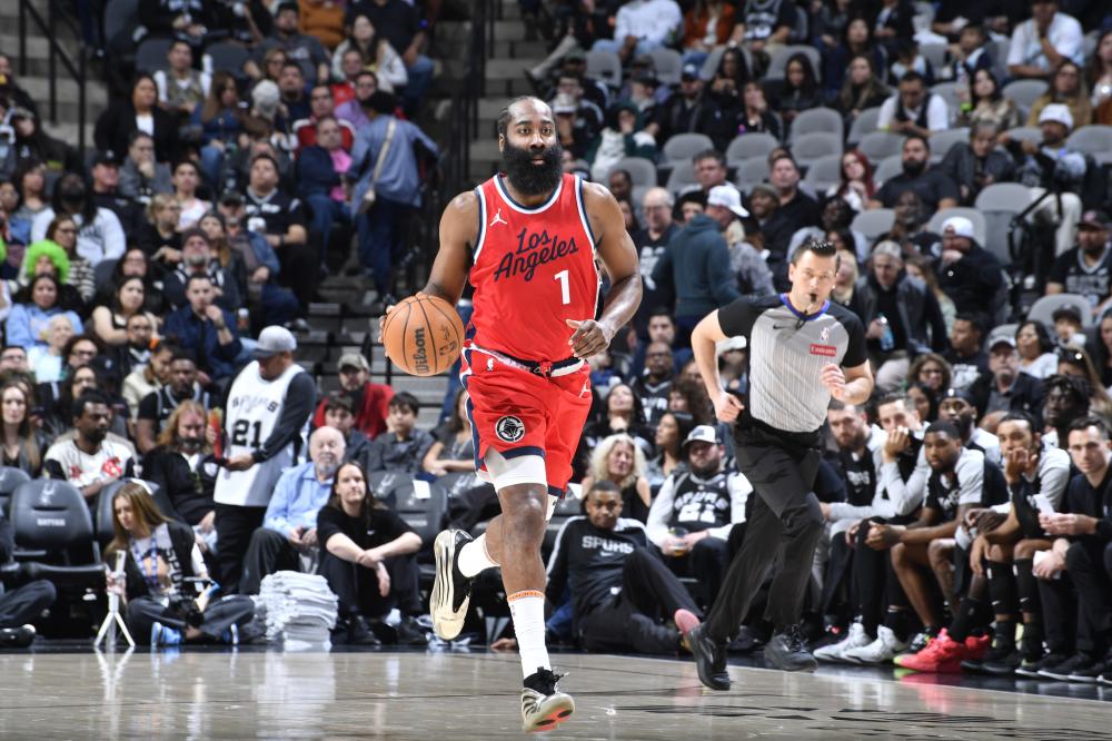 的崭露头角 的崭露头角